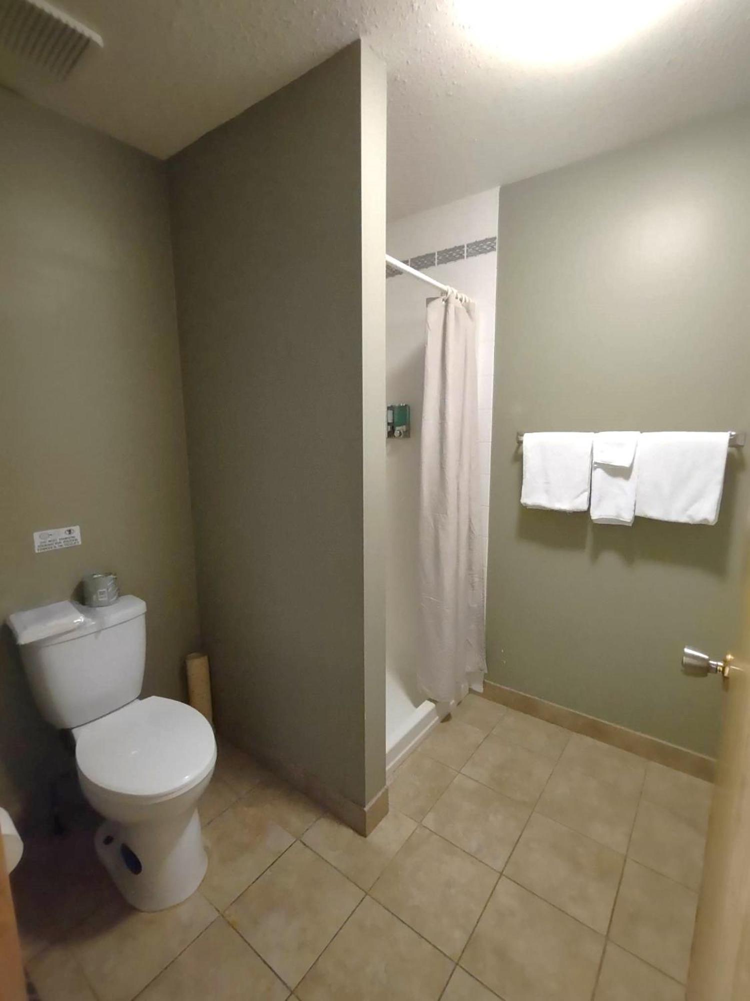 Stars Inn - Motel Fort Saskatchewan Номер фото