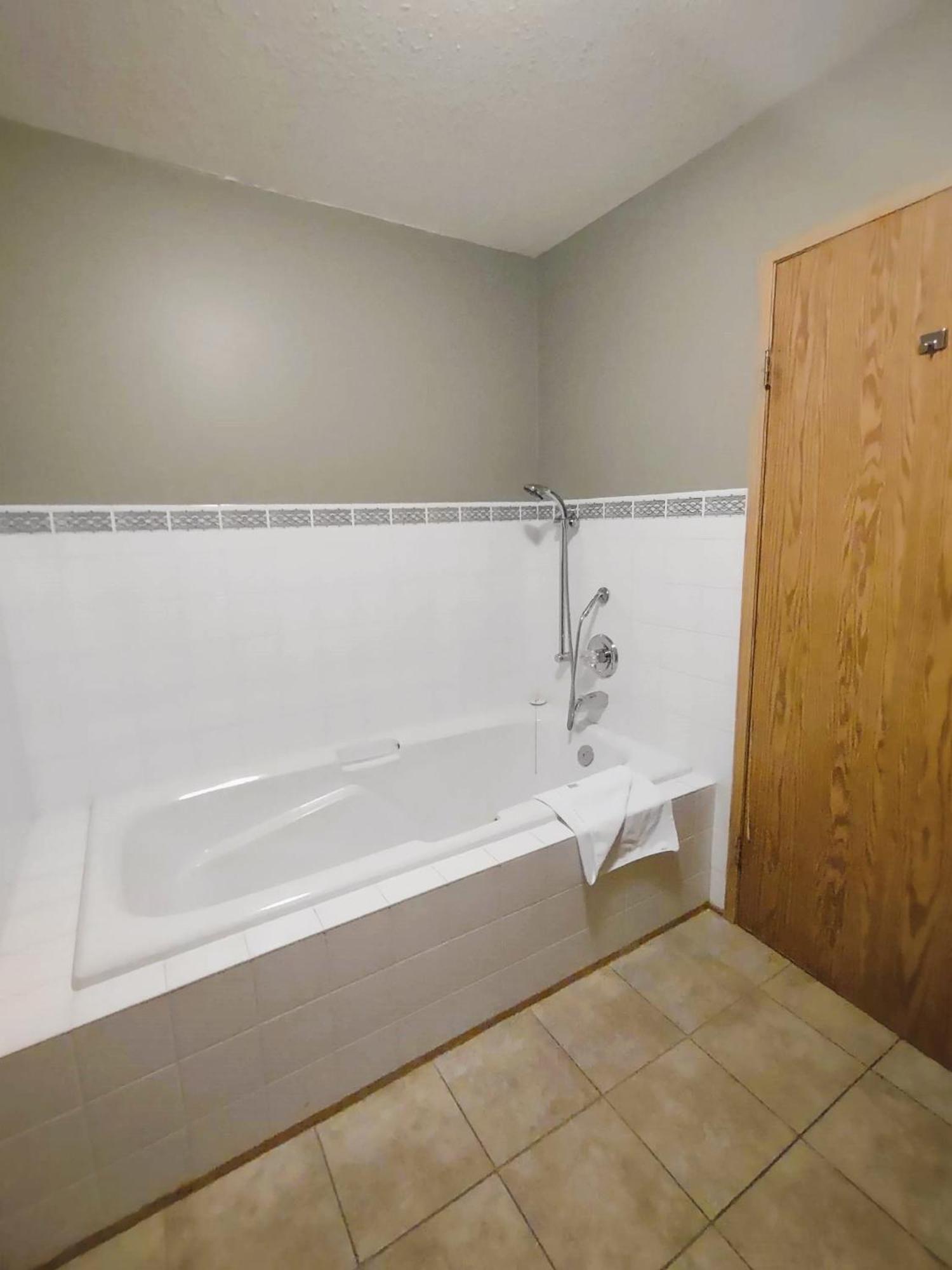 Stars Inn - Motel Fort Saskatchewan Номер фото